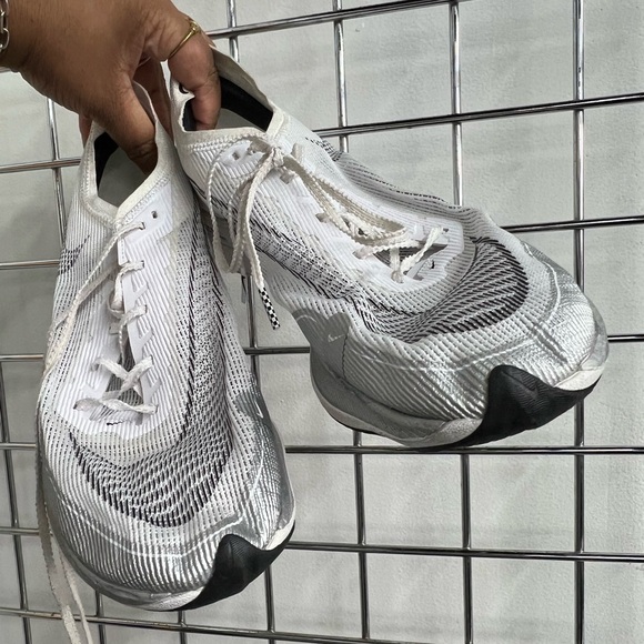 Nike ZoomX Vaporfly Next% 2 White Metallic Silver CU4111-100 Mens size 11 - Picture 6 of 10